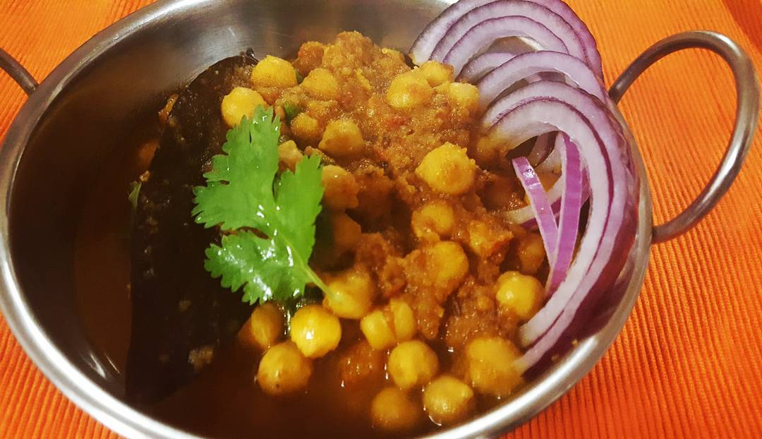 Delicious Restaurant Style Chole